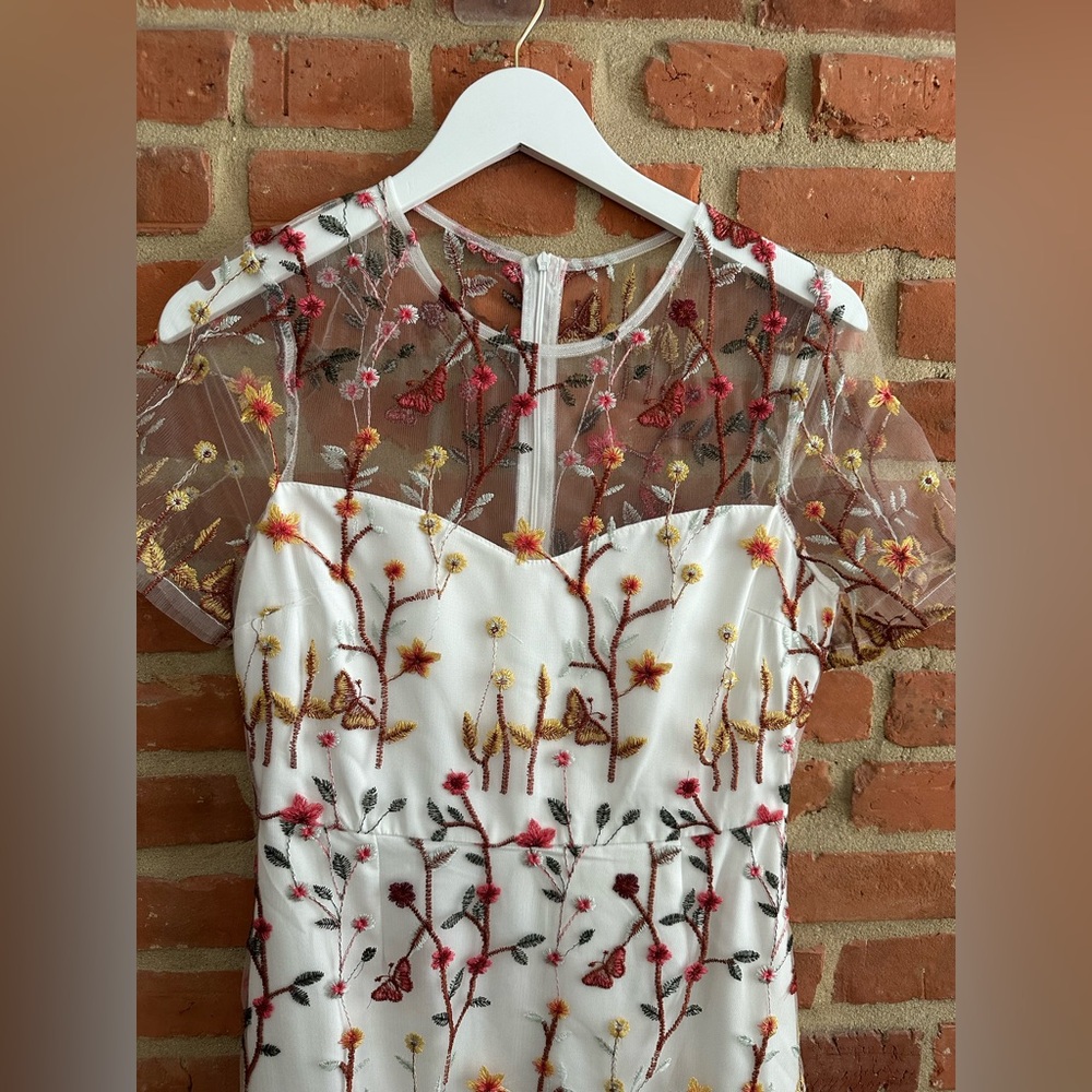 Endless Rose Embroidered Midi Dress - White and Red